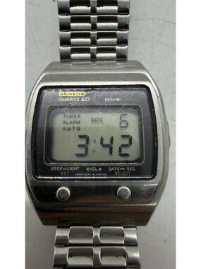 Vintage Seiko Quartz LC A039-5019 Men's Digital Watch Spiedel Bracelet Stainless